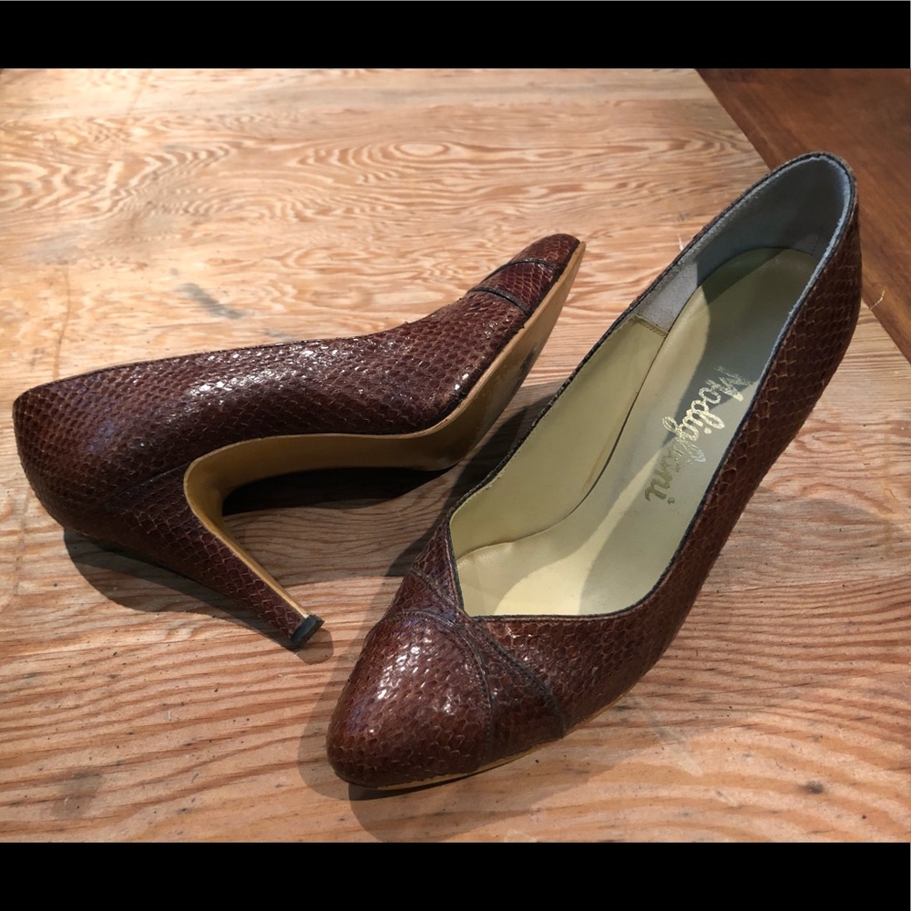 MODIGLIANI Designer Snakeskin Stiletto Heels